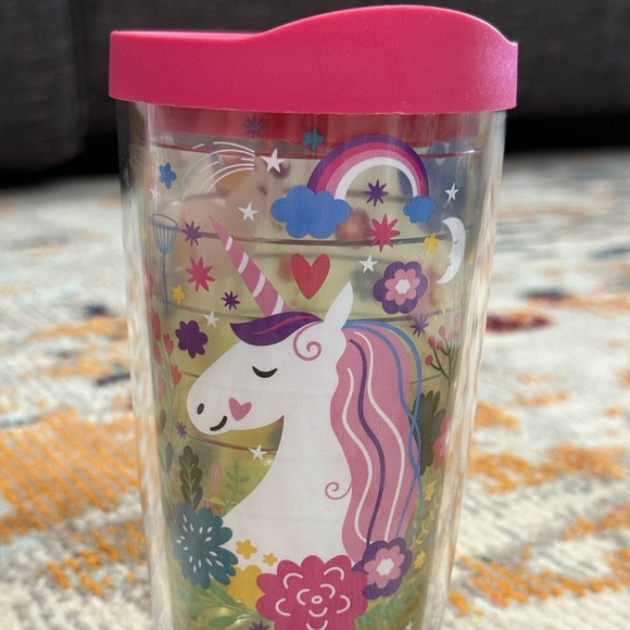 Tervis Tumbler Believe In Dreams Unicorn Made in USA Girls insulated cup w/ lid - Picture 1 of 5